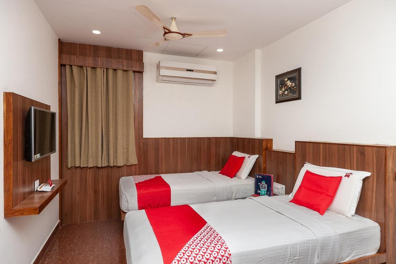 Ambur Oyo 29859 Rds Guest House מראה חיצוני תמונה