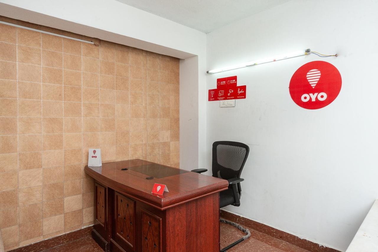 Ambur Oyo 29859 Rds Guest House מראה חיצוני תמונה